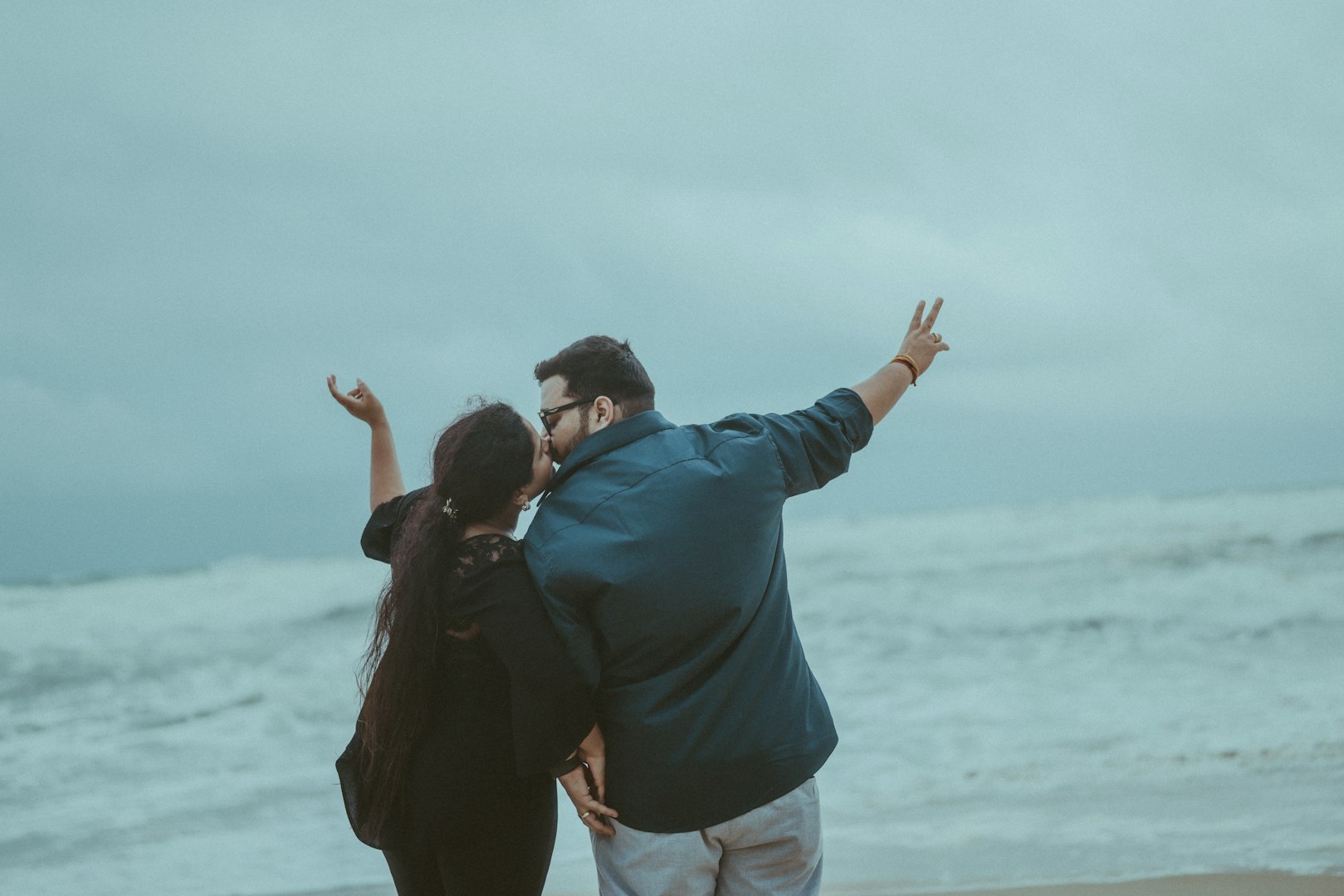 Attachment-Based Therapy Winnipeg - Signs You May Need Attachment-Based Therapy - West End Therapy Winnipeg